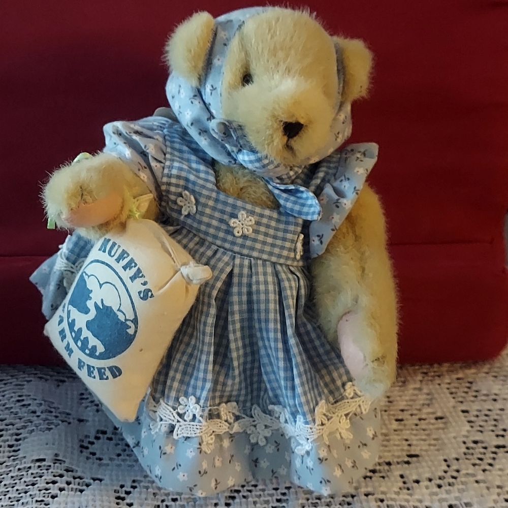 Muffy "Down on the Farm " 6" Bear